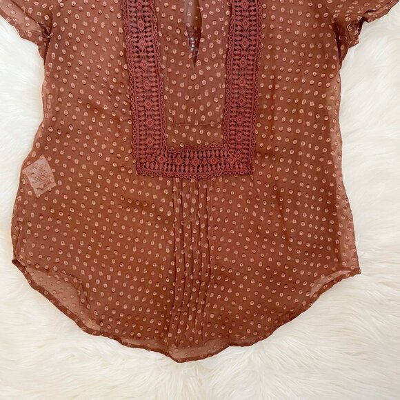 Anthropologie Rust Grassland Swiss Dot Pintuck Silk Short Sleeve Blouse Top - Picture 4 of 8